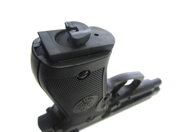 Пистолет пневматический M84 FS, к.4,5мм (blowback)